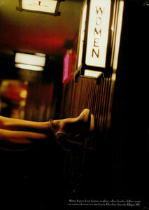 Meisel_Vogue_Italia_March_2005_18.thumb.png.5d775cc3d564d4fdee43205904123f1e.png