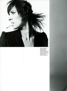 Meisel_Vogue_Italia_November_2000_15.thumb.png.30f3f3a52216af205f13ada9d976bd41.png