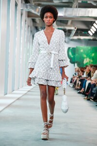 Michael-Kors-RTW-SS19-New-York-3945-1536763925.thumb.jpg.4cf3ac94ceac1a16d6a809e15c9af286.jpg