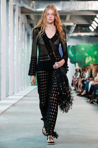 Michael-Kors-RTW-SS19-New-York-4106-1536764721.thumb.jpg.604adb2eae7ca567b6bb5e7157f365f9.jpg