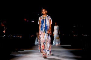 Missoni-Men-Women-RTW-SS19-Milan-8591-1537651641.thumb.jpg.20ac4e41c36a4ce299ef514a148ebf4a.jpg