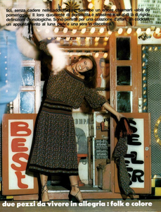 Orsi_Vogue_Italia_April_1977_01_02.thumb.png.fafea21f54a7a0bd407367114b8206c1.png