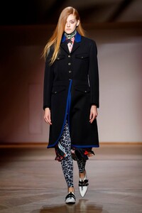 Paul-Smith-Menswear_-FW19-Paris-6010-1548001334.thumb.jpg.3dc0928a67ee72e53c8f1438f70dc2d6.jpg