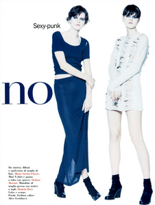 Pavesi_Vogue_Italia_February_1994_02.thumb.png.b310e90e01dd2aa85e459c5b0f1accea.png