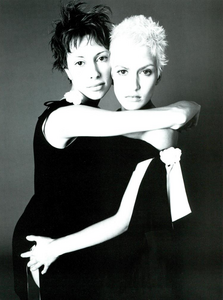 Saikusa_Vogue_Italia_February_1994_01.thumb.png.59b983e97ef60d07db088007302bb09c.png