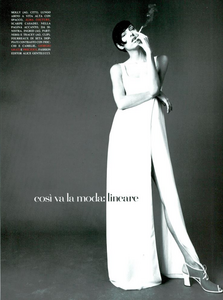 Saikusa_Vogue_Italia_February_1994_02.thumb.png.af32b9783d71343f8b76edb76d6b76a1.png