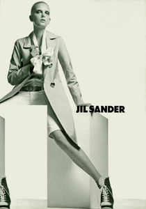 Sims_Jil_Sander_Spring_Summer_2005_06.thumb.png.a08c679071df75d6fe02ce5ee1b77959.png