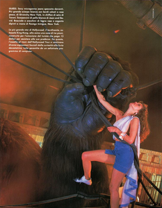 Skrebneski_Vogue_Italia_April_1987_02_18.thumb.png.e13b38e4029c24627c6b308b525c6eb1.png
