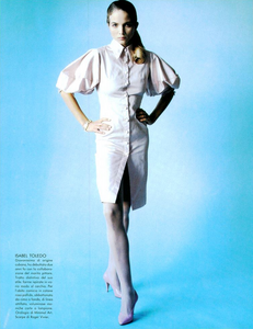 Testino_Vogue_Italia_April_1987_02_03.thumb.png.555e605cd768f69b03342f85ab4fc676.png