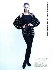 Testino_Vogue_Italia_February_1987_02_03.thumb.png.2a901b47f6481b14b6eb8e4254fa43a6.png
