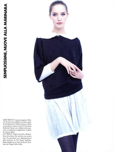 Testino_Vogue_Italia_February_1987_02_05.thumb.png.d242fd1a0cdf4a298449342ee364d6d8.png