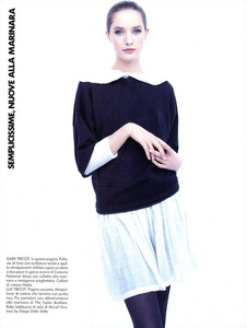 Testino_Vogue_Italia_February_1987_02_05.thumb.png.dea497a69833c3572a5a145e1bfd8f68.png