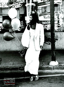 Vera_Seduzione_von_Unwerth_Vogue_Italia_May_1994_04.thumb.png.a718ad2e41cf08f99aee1cd8a2cf7084.png