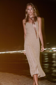 Vestido-Animale-Foto-Pedro-Loreto-61.thumb.jpg.b49e4eb05af5cd88e5abefff06676aea.jpg