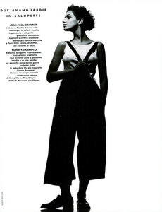 Watson_Vogue_Italia_February_1988_01_04.thumb.png.0dd16bdc790e4ac5e72557523180f011.png