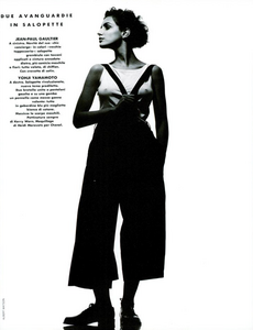 Watson_Vogue_Italia_February_1988_01_04.thumb.png.563c7ade5c1de53bbfb4699d484bee44.png