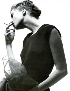 Watson_Vogue_Italia_February_1988_01_08.thumb.png.791d96fa2d0ca99a6c416b6fa45cf18e.png