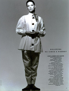 Watson_Vogue_Italia_February_1988_01_12.thumb.png.27d3f350a5b090f3acc353aabfa8b9ea.png