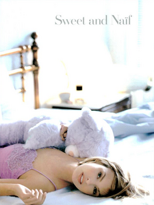XX_Small_XX_Short_Meisel_Vogue_Italia_February_1994_04.thumb.png.064abf370508ffbaf5e4433f057b9a34.png