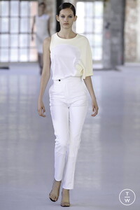 atlein-ss19-0001-94629b.thumb.jpg.3d130fa64e022ce4a7357106848107e7.jpg
