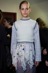 backstage-defile-carven-automne-hiver-2018-2019-paris-coulisses-42.thumb.jpg.f3dd184187f60674171c6cc544e71a24.jpg