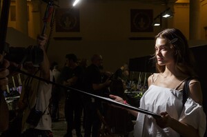 backstage-defile-genny-printemps-ete-2019-milan-coulisses-125.thumb.jpg.5eb8f9f447d489a439d3352ed7e90a15.jpg