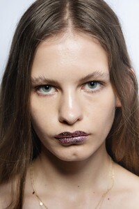 backstage-defile-jeremy-scott-printemps-ete-2019-new-york-coulisses-134.thumb.jpg.ea1e1ed239cb5865724fe81936e70421.jpg