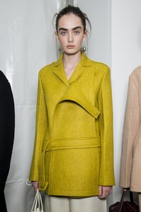 backstage-defile-jil-sander-automne-hiver-2019-2020-milan-coulisses-171.thumb.jpg.1d404d015b67eb3930e198a2afd24d52.jpg