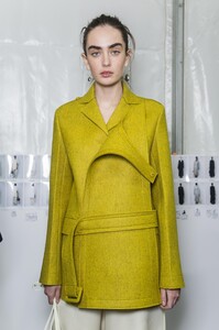 backstage-defile-jil-sander-automne-hiver-2019-2020-milan-coulisses-77.thumb.jpg.9570f557107825fac75a2607c2f022f6.jpg