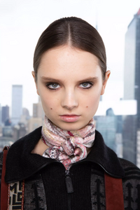 backstage-defile-longchamp-automne-hiver-2020-2021-new-york-coulisses-46.thumb.jpg.638124420a3415ab9652422ec1bc6f78.jpg