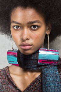 backstage-defile-missoni-automne-hiver-2018-2019-milan-coulisses-23.thumb.jpg.ad1441e433105514f1f2420ee10865ca.jpg
