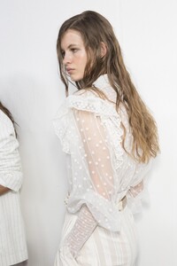 backstage-defile-philosophy-di-lorenzo-serafini-printemps-ete-2019-milan-coulisses-185.thumb.jpg.e514de74bb46f40a180599e211a9aea8.jpg