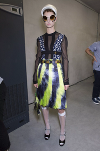 backstage-defile-prada-printemps-ete-2019-milan-coulisses-24.thumb.jpg.b43364c749c6cc97d9128bb474a7679b.jpg