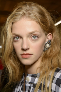 backstage-defile-sonia-rykiel-printemps-ete-2018-paris-coulisses-166.thumb.jpg.173feed47aa10515ba225334e5a58596.jpg