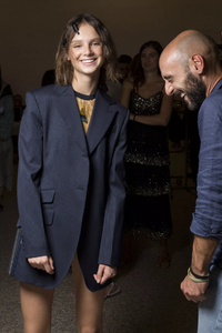 backstage-defile-sportmax-printemps-ete-2019-milan-coulisses-20.thumb.jpg.39a939eb77e9718e07a2be7e217f3a49.jpg