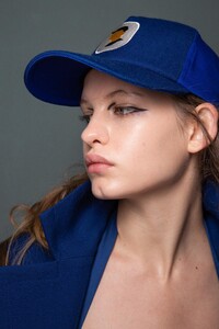 backstage-defile-vivienne-westwood-automne-hiver-2020-2021-paris-coulisses-15.thumb.jpg.c33cda393bd8a472ccc5be6e7917f446.jpg