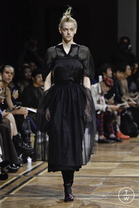 beautiful-people-ss20-0002-1c2c61.jpg
