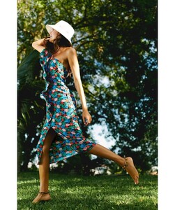 bella-elo-dress-lifestyle-2_273.jpg
