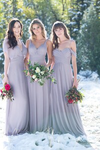 bridesmaids16.thumb.jpg.d821b8b4edf1f831a7dd3ce43908062f.jpg