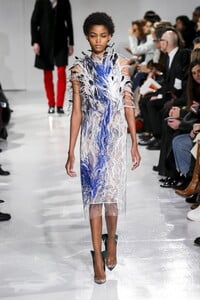 calvin-klein-aw17-0061-63aa9e.thumb.jpg.70007bcf2b5df254ec85b33630b1a0f2.jpg