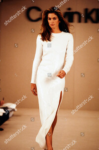 calvin-klein-collection-spring-1992-ready-to-wear-fashion-show-new-york-shutterstock-editorial-10430874bt.jpg