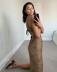 candy-midi-dress-spaced-animal-front-dl45809spa_1588887958.thumb.jpg.e8af2d02fc78a00623eb8cee4cb845b4.jpg