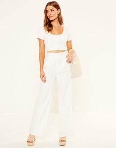 co-tamarillo-scallop-crop-white-full-bs42765cot_1571286008.jpg