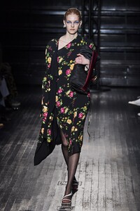 defile-atlein-automne-hiver-2020-2021-paris-look-25.thumb.jpg.b6c0ceccf20c3ac27efde174648a17a2.jpg