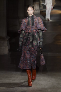 defile-paco-rabanne-automne-hiver-2020-2021-paris-look-22.thumb.jpg.986c096056277a5b3c1547a310d65350.jpg