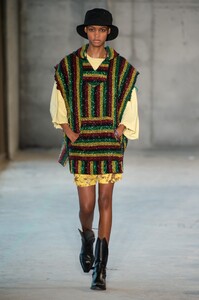 defile-r13-printemps-ete-2019-new-york-look-11.thumb.jpg.20c191e3a348eaf08ecf7013edae2c45.jpg