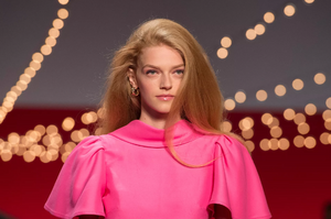 detail-defile-brandon-maxwell-printemps-ete-2019-new-york-detail-8.thumb.jpg.f11940ea0c57de8a546919b2399bf543.jpg