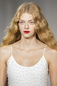 detail-defile-gabriela-hearst-printemps-ete-2019-new-york-detail-57.thumb.jpg.07dc0b2f84c716c47892ea75d7f92ac3.jpg