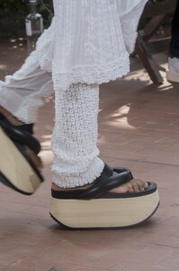 detail-defile-jil-sander-printemps-ete-2019-milan-detail-199.thumb.jpg.284aee05ed75f51b3026da3c30c44c32.jpg