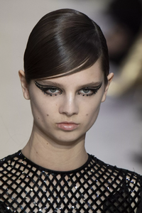 detail-defile-valentino-automne-hiver-2020-2021-paris-detail-29.thumb.jpg.6074ef92d2f01a891a76ff96eb4088a4.jpg